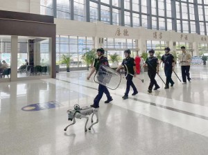 人機(jī)協(xié)同 鍛造新時(shí)代安保鐵軍  —— 溫州國(guó)泰保安服務(wù)有限公司駐附一醫(yī)安保隊(duì)伍